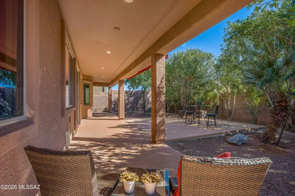 Property Slideshow image 2 of 51 | 13914 e carruthers st, Vail, AZ, 85641