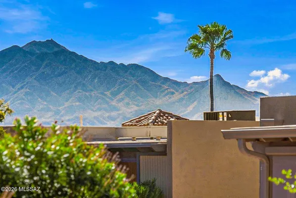 Property Slideshow image 2 of 50 | 1085 w camino sagasta, Green Valley, AZ, 85622