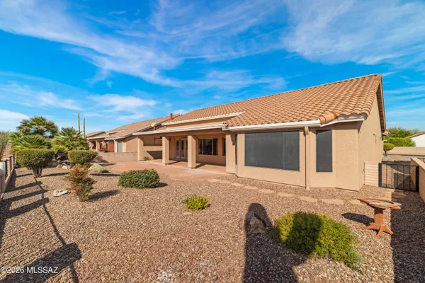 Property Slideshow image 3 of 51 | 2344 e bonita canyon dr, Green Valley, AZ, 85614
