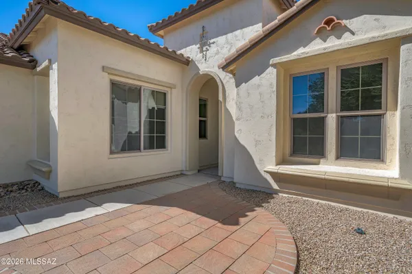 Property Slideshow image 3 of 46 | 1877 n bayshore dr, Green Valley, AZ, 85614