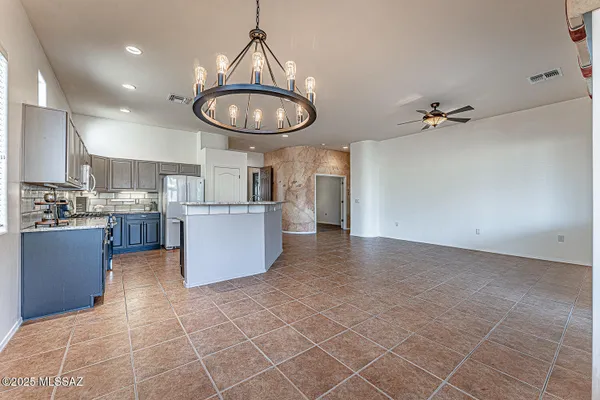 Property Slideshow image 2 of 51 | 267 n via la castellana, Green Valley, AZ, 85614