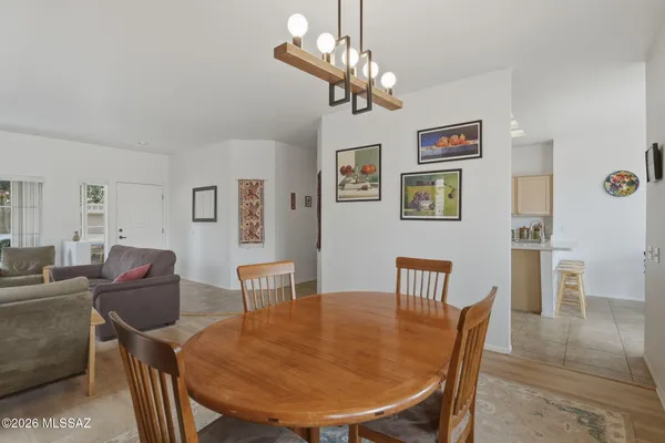 Property Slideshow image 3 of 30 | 14700 n flagstone dr, Oro Valley, AZ, 85755