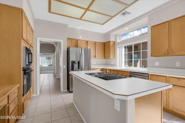 Property Slideshow image 3 of 47 | 1261 e clearwind pl, Oro Valley, AZ, 85755