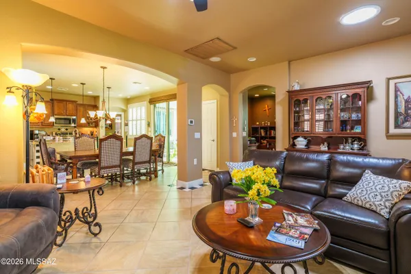 Property Slideshow image 3 of 16 | 10253 s black surrey dr, Vail, AZ, 85641