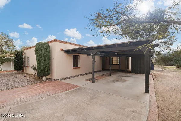 Property Slideshow image 3 of 19 | 415 s vista del rio, Green Valley, AZ, 85614