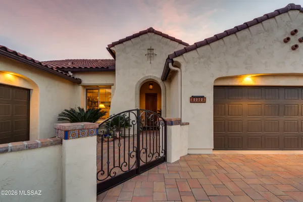 Property Slideshow image 3 of 50 | 2272 e madera plateau dr, Green Valley, AZ, 85614