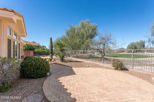 Property Slideshow image 2 of 43 | 1861 e mellow trl, Oro Valley, AZ, 85755