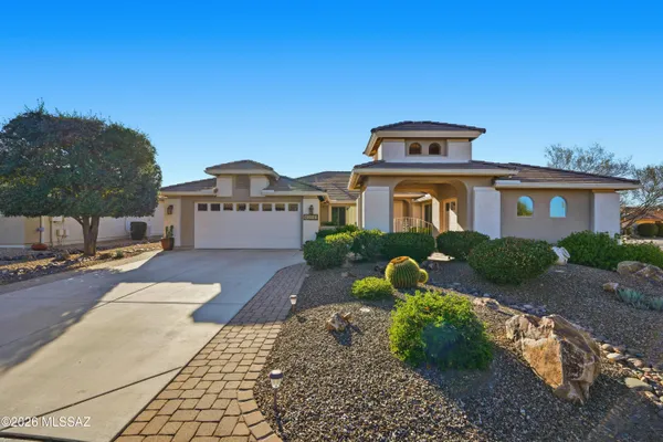 Property Slideshow image 2 of 42 | 2568 e alexis ct, Green Valley, AZ, 85614
