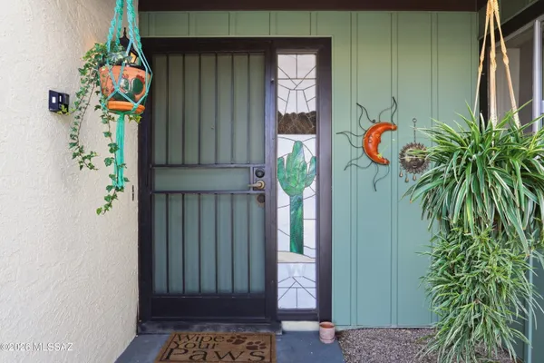 Property Slideshow image 3 of 28 | 1176 s alpine cir, Green Valley, AZ, 85614