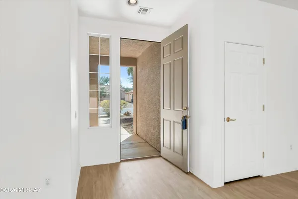 Property Slideshow image 3 of 47 | 7700 w wildflower crest way, Tucson, AZ, 85743