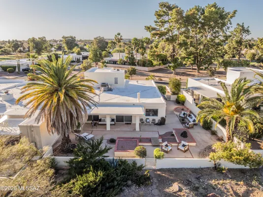 Property Slideshow image 3 of 50 | 7912 n casas cameo, Tucson, AZ, 85742