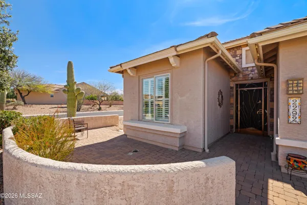Property Slideshow image 3 of 51 | 2292 e skywalker way, Green Valley, AZ, 85614