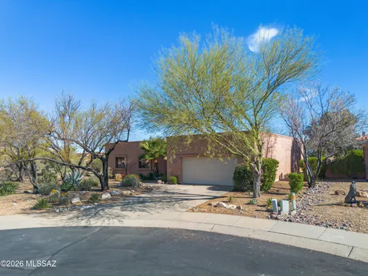 Property Slideshow image 3 of 33 | 1410 w hidden crest ct, Green Valley, AZ, 85622