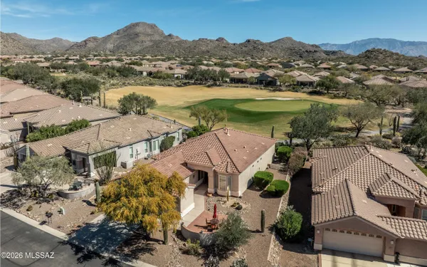 Property Slideshow image 2 of 46 | 5432 w winding desert dr, Marana, AZ, 85658