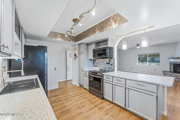 Property Slideshow image 3 of 51 | 346 e paseo azul, Green Valley, AZ, 85614