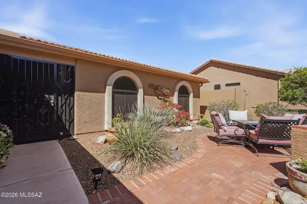 Property Slideshow image 2 of 43 | 38280 s mountain site dr, Saddlebrooke, AZ, 85739