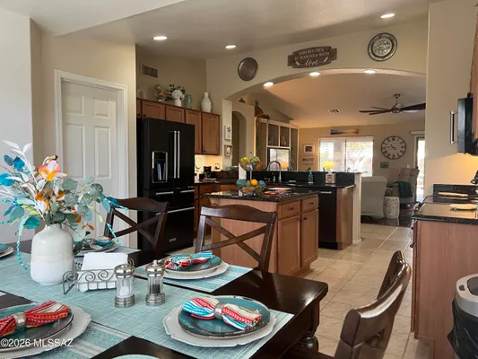 Property Slideshow image 3 of 50 | 2427 e bonita canyon dr, Green Valley, AZ, 85614
