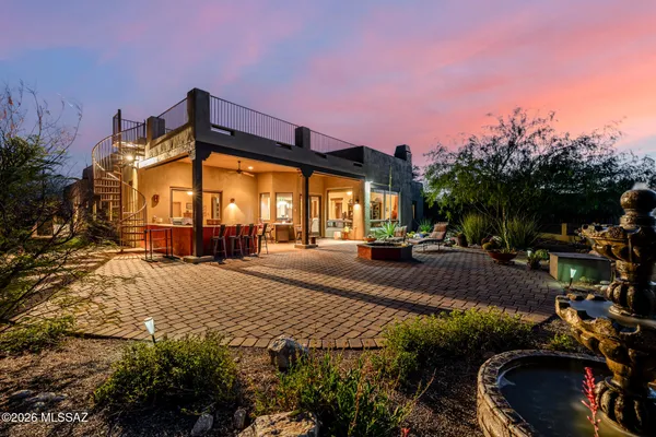 Property Slideshow image 2 of 46 | 806 w placita quieta, Green Valley, AZ, 85622