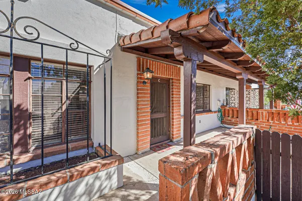 Property Slideshow image 3 of 34 | 515 s la canada dr c, Green Valley, AZ, 85614