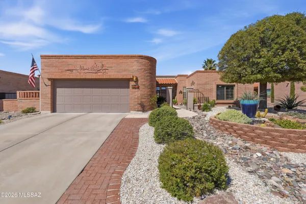 Property Slideshow image 2 of 47 | 4254 s camino del tejon, Green Valley, AZ, 85622