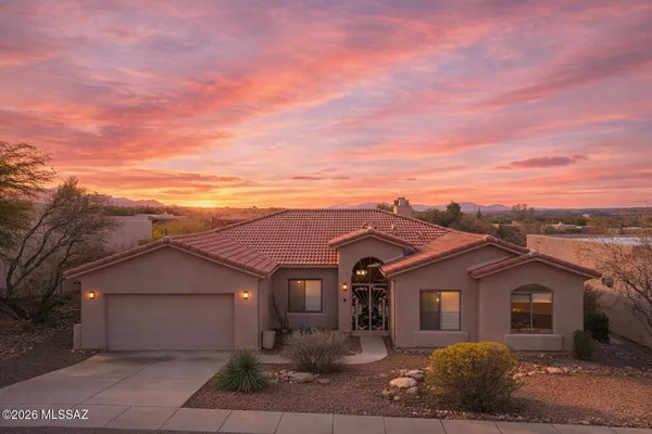 Property Slideshow image 3 of 51 | 778 e josephine canyon dr, Green Valley, AZ, 85614