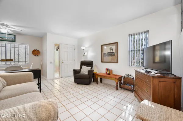 Property Slideshow image 3 of 19 | 148 w calle del ano, Green Valley, AZ, 85614