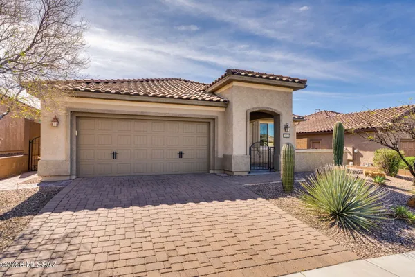 Property Slideshow image 2 of 49 | 14126 n del webb trl, Marana, AZ, 85658