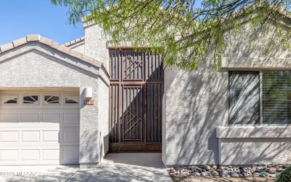 Property Slideshow image 2 of 44 | 5080 w coyote gulch loop, Marana, AZ, 85658