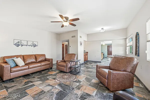 Property Slideshow image 3 of 51 | 375 s placita la paz, Green Valley, AZ, 85614