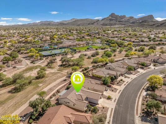 Property Slideshow image 3 of 46 | 9532 n twinkling shadows way, Tucson, AZ, 85743
