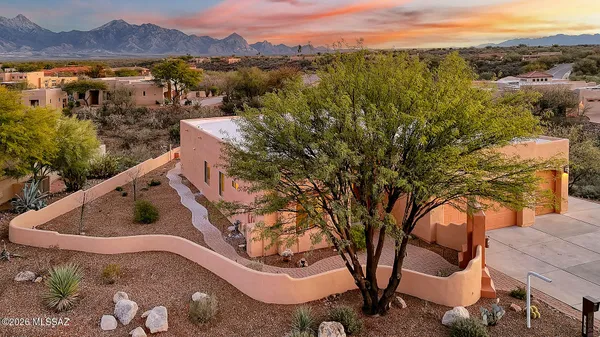 Property Slideshow image 2 of 34 | 1367 s madera reserve dr, Green Valley, AZ, 85614