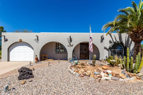 Property Slideshow image 2 of 30 | 17 e santa belia, Green Valley, AZ, 85614