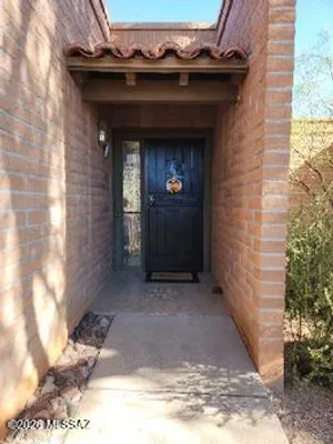 Property Slideshow image 3 of 15 | 1320 w desert hills dr, Green Valley, AZ, 85622