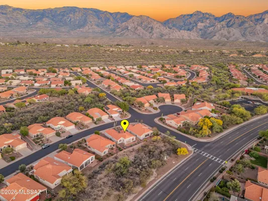 Property Slideshow image 3 of 29 | 14109 n forthcamp ct, Oro Valley, AZ, 85755