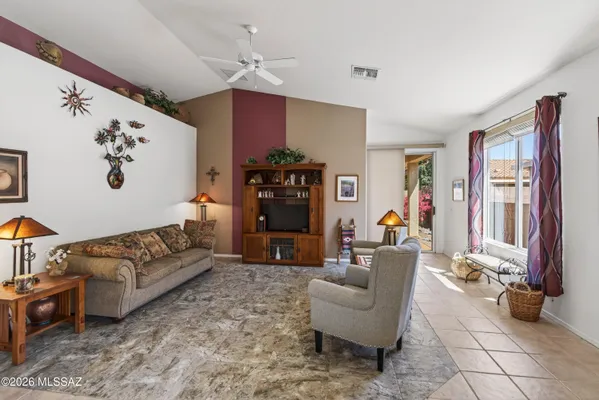 Property Slideshow image 2 of 51 | 9511 n twinkling shadows way, Tucson, AZ, 85743