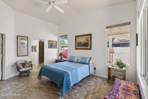 Property Slideshow image 3 of 51 | 9511 n twinkling shadows way, Tucson, AZ, 85743