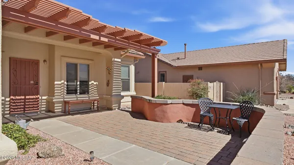 Property Slideshow image 3 of 50 | 2749 glenview dr, Sierra Vista, AZ, 85650