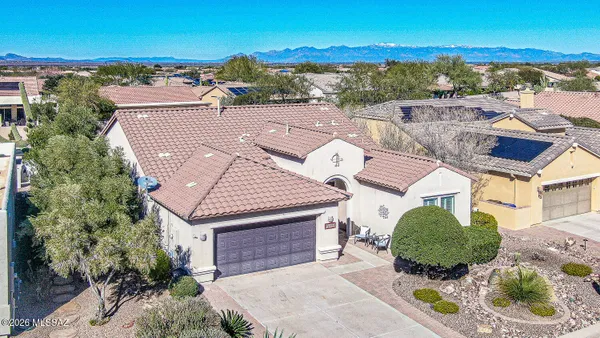 Property Slideshow image 3 of 50 | 2445 e sky creek dr, Green Valley, AZ, 85614
