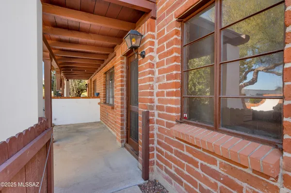 Property Slideshow image 3 of 22 | 341 w camino penasco b, Green Valley, AZ, 85614