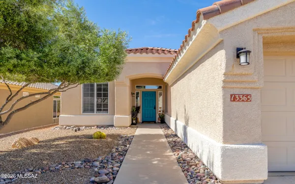 Property Slideshow image 2 of 41 | 13365 n sunset mesa dr, Marana, AZ, 85658