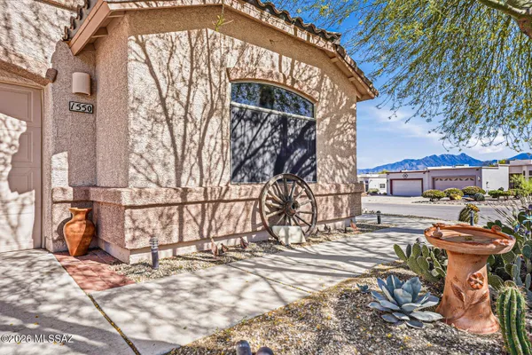 Property Slideshow image 3 of 45 | 1550 n rio la junta, Green Valley, AZ, 85614