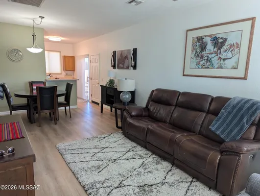 Property Slideshow image 2 of 14 | 840 w via, Green Valley, AZ, 85614