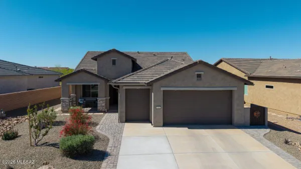 Property Slideshow image 2 of 50 | 2484 e copper valley way, Green Valley, AZ, 85614