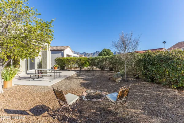 Property Slideshow image 3 of 49 | 2382 e cargondera canyon dr, Oro Valley, AZ, 85755