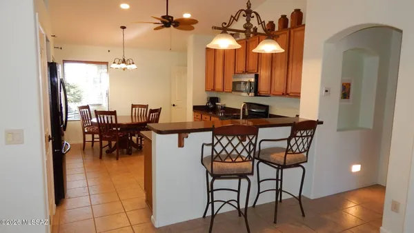 Property Slideshow image 3 of 21 | 1847 e desert lark pass, Green Valley, AZ, 85614