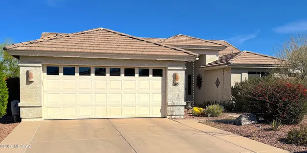 Property Slideshow image 3 of 24 | 1847 e desert lark pass, Green Valley, AZ, 85614