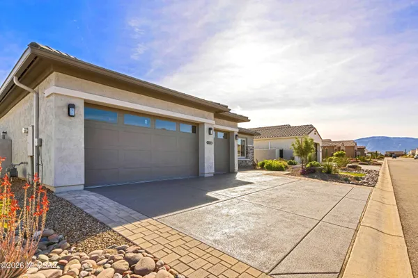 Property Slideshow image 3 of 48 | 30641 s chestnut way, Oracle, AZ, 85623