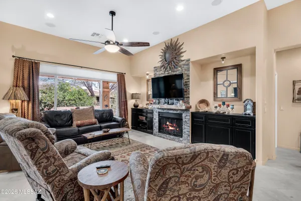 Property Slideshow image 3 of 49 | 2639 e sawyer rd, Green Valley, AZ, 85614