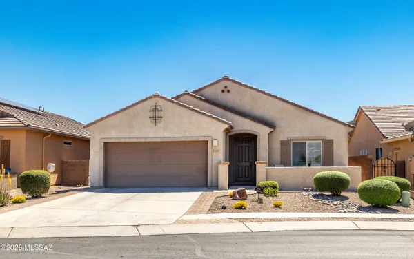 Property Slideshow image 3 of 50 | 10391 s tea wagon way, Vail, AZ, 85641