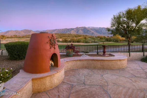 Property Slideshow image 3 of 32 | 38433 s skyline dr, Tucson, AZ, 85739